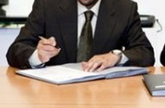 Contract_signing_cropped