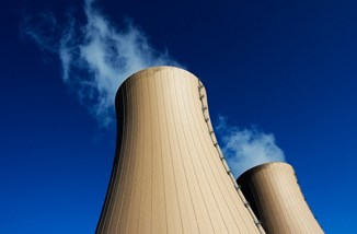 Nuclear Plant Cooling Towers Istock 186947209 Wlad74
